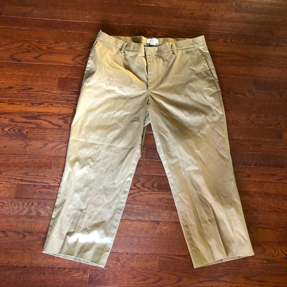 Dockers Classic Fit Khakis